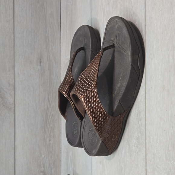 Fitflop Women Lulu T strap Leather Slide Wedge Sandals shoes sz 8 - Picture 1 of 11